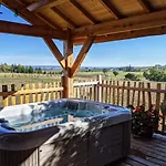 Chateau Des Fousseries 4*